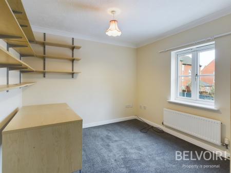 4 bedroom Detached house to let in Harecastle Bank, Meaford, Stone, ST15