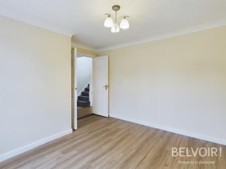 4 bedroom Detached house to let in Harecastle Bank, Meaford, Stone, ST15