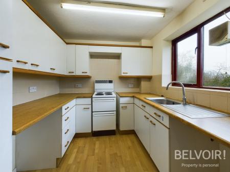 2 bedroom Town house to let in Kingsland Road, Aston Lodge Park, Stone, ST15