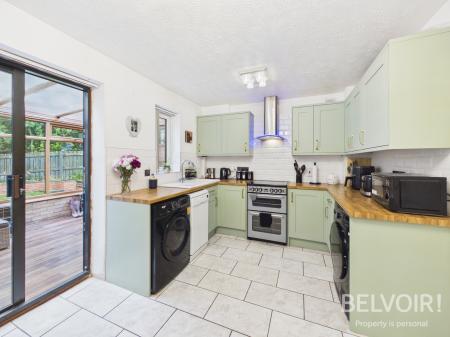 2 bedroom Semi-detached house for sale in Berryfield Grove, Weston Coyney, ST3