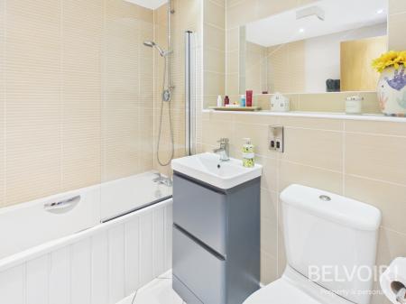 2 bedroom Flat for sale in Limelock Court, Stone, ST15