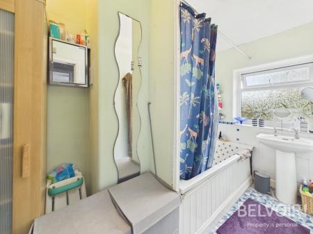 3 bedroom Terraced House for sale in Fairway, Littleworth, Stafford, ST16