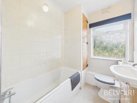 1 bedroom Flat to let in Green Close, Stone, ST15