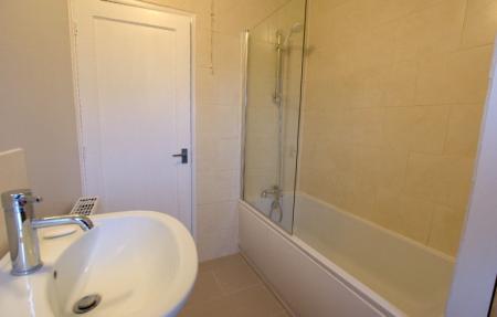 1 bedroom Flat to let in Green Close, Stone, ST15