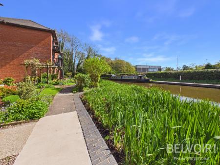 1 bedroom Flat to let in Stafford Street, Stone, ST15