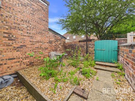 2 bedroom Terraced House for sale in Oxford Road, May Bank, Newcastle Under Lyme, ST5