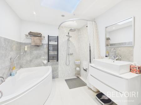 3 bedroom Bungalow for sale in Mount Avenue, Stone, ST15