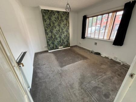 1 bedroom Flat to let in Walton Way, Stone, ST15