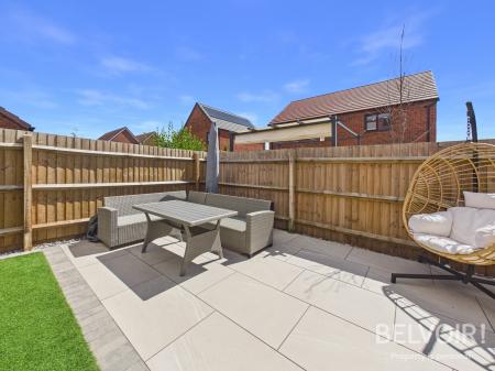 4 bedroom Semi-detached house for sale in Anemone Avenue, Stafford, ST17
