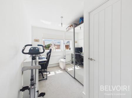 4 bedroom Semi-detached house for sale in Anemone Avenue, Stafford, ST17