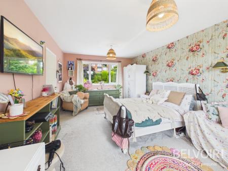 4 bedroom Detached house for sale in Lightwood Road, Lightwood, Stoke On Trent, ST3