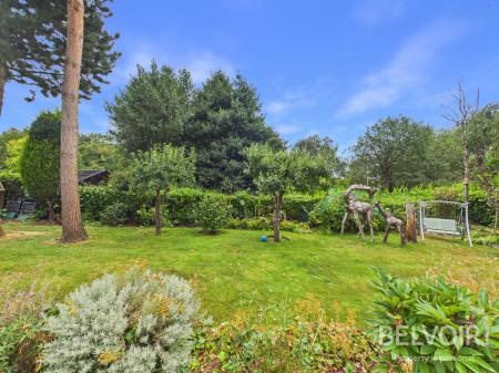 4 bedroom Detached house for sale in Lightwood Road, Lightwood, Stoke On Trent, ST3