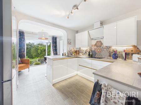 4 bedroom Detached house for sale in Lightwood Road, Lightwood, Stoke On Trent, ST3