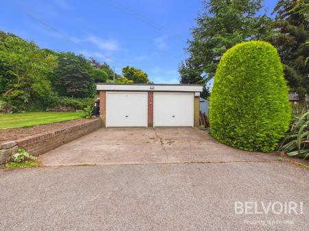 4 bedroom Detached house for sale in Lightwood Road, Lightwood, Stoke On Trent, ST3
