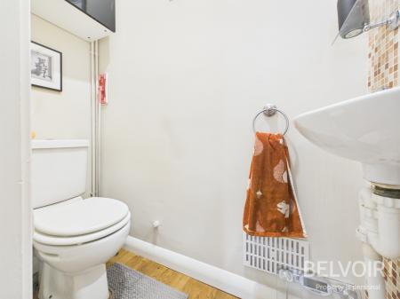 3 bedroom Detached house for sale in Seabridge Road, Newcastle Under Lyme, ST5