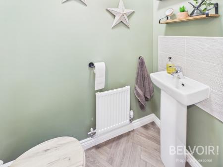 4 bedroom Detached house for sale in Andrus Way, Stafford, ST16