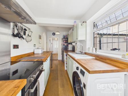 2 bedroom Semi-detached house for sale in Stanley Road, Hartshill, Stoke On Trent, ST4