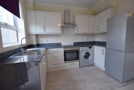 2 bedroom Town house to let in Lichfield Road, Stone, ST15