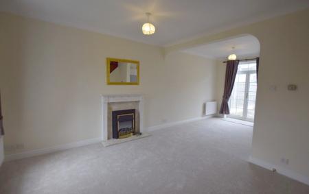 2 bedroom Town house to let in Lichfield Road, Stone, ST15