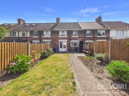 3 bedroom Town house for sale in York Street, Stone, ST15