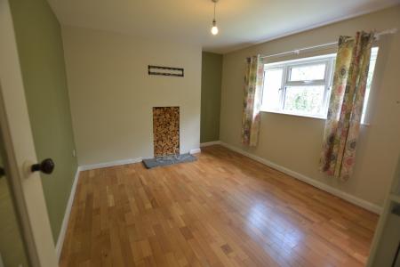 1 bedroom Flat to let in Manor Rise, Walton, Stone, ST15