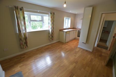 1 bedroom Flat to let in Manor Rise, Walton, Stone, ST15