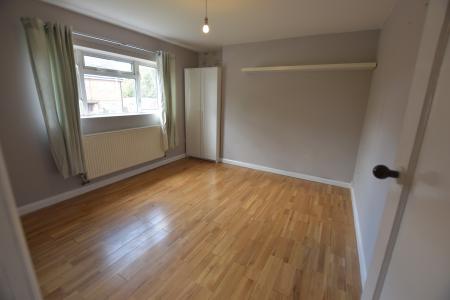 1 bedroom Flat to let in Manor Rise, Walton, Stone, ST15