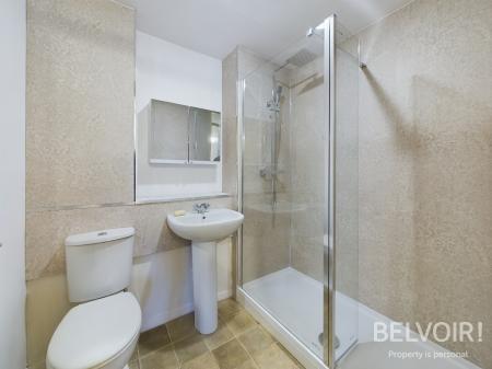 2 bedroom Flat to let in Stafford Road, Stone, ST15