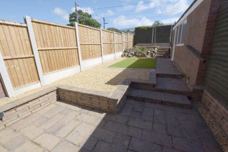 2 bedroom Semi-detached house to let in Jordan Way, Stone, ST15