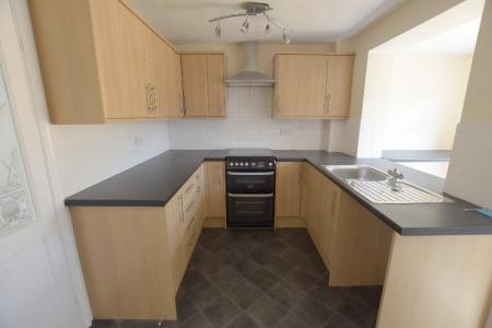2 bedroom Semi-detached house to let in Jordan Way, Stone, ST15