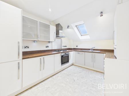 2 bedroom Flat for sale in Newcastle Road, Stone, ST15