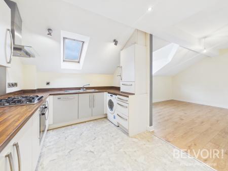 2 bedroom Flat for sale in Newcastle Road, Stone, ST15