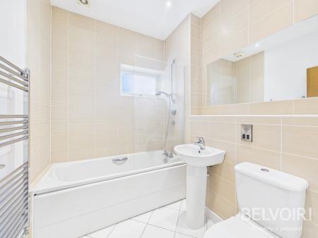 2 bedroom Flat for sale in Newcastle Road, Stone, ST15
