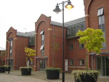 2 bedroom Flat to let in Newcastle Road, Stone, ST15