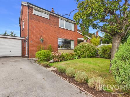 Copeland Avenue, Tittensor, ST12