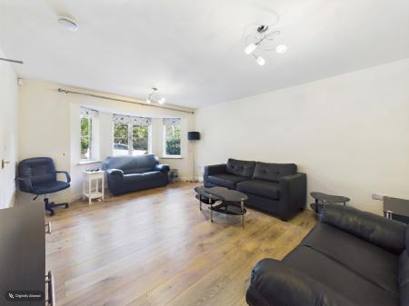 6 bedroom Detached house for sale in Galingale View, Newcastle Under Lyme, ST5