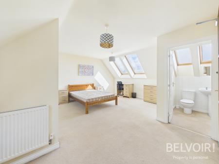 6 bedroom Detached house for sale in Galingale View, Newcastle Under Lyme, ST5