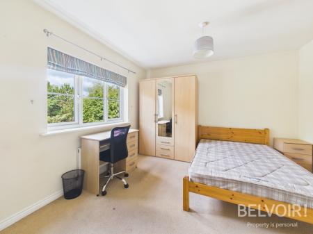 6 bedroom Detached house for sale in Galingale View, Newcastle Under Lyme, ST5