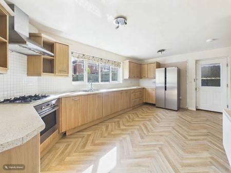 6 bedroom Detached house for sale in Galingale View, Newcastle Under Lyme, ST5