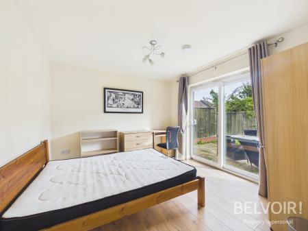 6 bedroom Detached house for sale in Galingale View, Newcastle Under Lyme, ST5