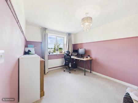 4 bedroom Detached house for sale in Harris View, Stone, ST15
