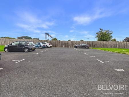 2 bedroom Flat for sale in Navigation Loop, Stone, ST15