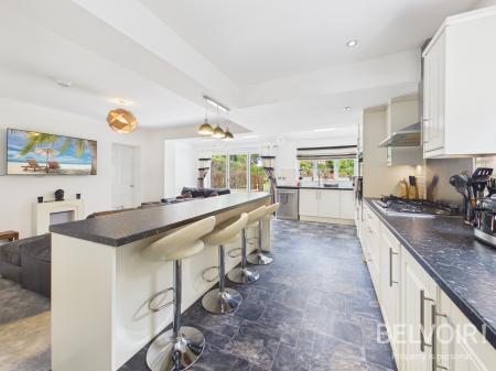 5 bedroom Semi-detached house for sale in Barnfield, Penkhull, Stoke On Trent, ST4