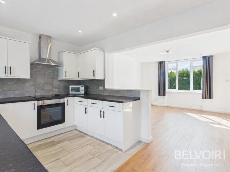 2 bedroom End of terrace house to let in Princes Street, Stone, ST15
