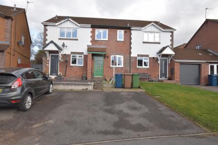 2 bedroom Town house to let in Kingsland Road, Aston Lodge, Stone, ST15