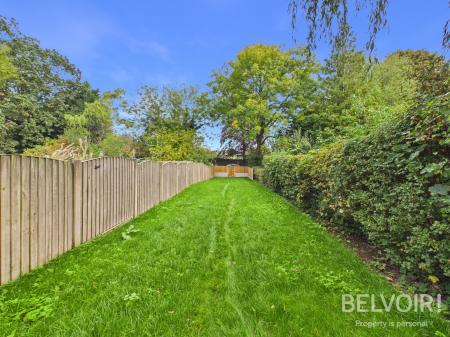 4 bedroom Terraced House for sale in Lichfield Road, Stafford, ST17