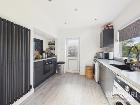4 bedroom Semi-detached house for sale in Doxeyfields, Stafford, ST16