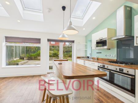 4 bedroom Detached house for sale in Amelia Close, Baddeley Green, Stoke-on-Trent, ST2