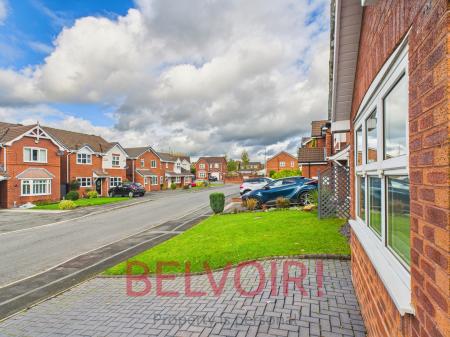 4 bedroom Detached house for sale in Amelia Close, Baddeley Green, Stoke-on-Trent, ST2