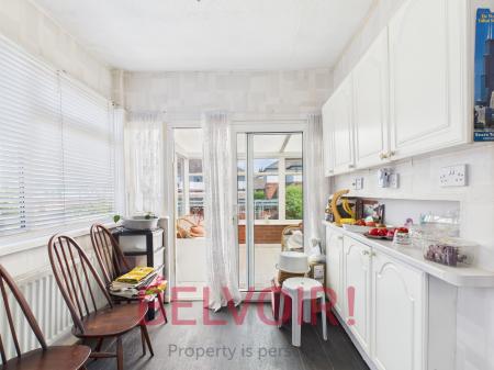 3 bedroom Semi-detached house for sale in Blurton Road, Blurton, Stoke-on-Trent, ST3